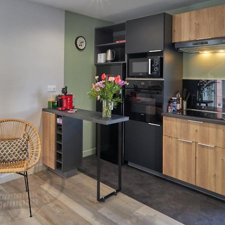 Centre Ville A Pied Appt Avec Sauna, Linge, Wifi, Stationnement Gratuit Vannes Kültér fotó